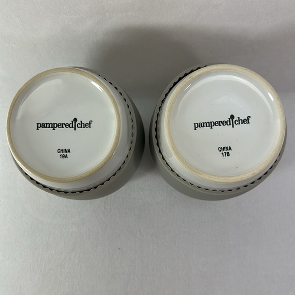 Pampered Chef White Ceramic Mugs with Gray Silicone Grip - Set of 2 - Picture 5 of 5